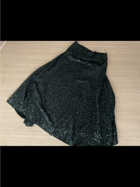 Black Sequin A-Line Women's Skirt deigns by Naomi